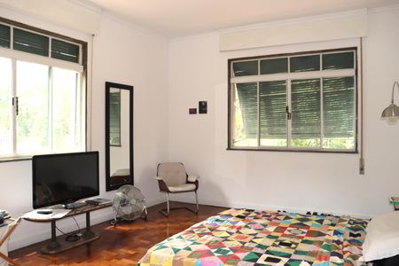 Apartamento à venda com 260m², 5 quartos e 1 vagaDormitório 3