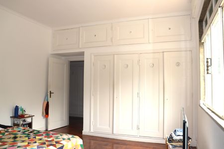 Apartamento à venda com 260m², 5 quartos e 1 vagaDormitório 3