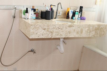 Apartamento à venda com 260m², 5 quartos e 1 vagaBanheiro 1