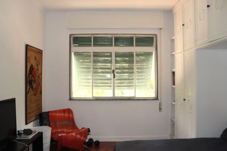 Apartamento à venda com 260m², 5 quartos e 1 vagaDormitório 2