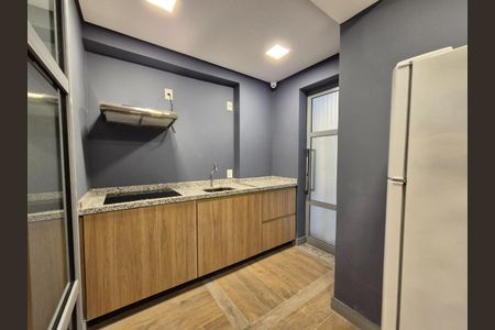 Studio à venda com 25m², 1 quarto e sem vaga Studio à venda com 25m², 1 quarto e sem vagaFoto 01