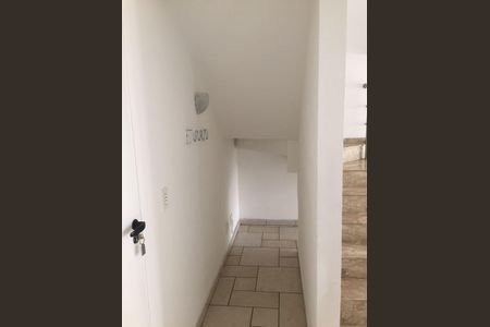 Casa de condomínio à venda com 80m², 2 quartos e 2 vagas