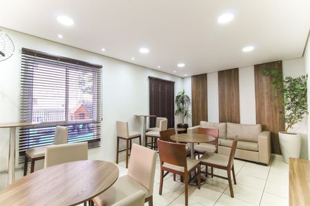 Apartamento para alugar com 46m², 2 quartos e 1 vagaÁrea comum - Salão de festas