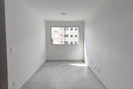 Sala de apartamento para alugar com 2 quartos, 42m² em Vila Satúrnia, Campinas
