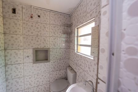 Casa para alugar com 70m², 2 quartos e 1 vagaBanheiro do Quarto 2