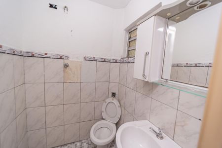 Casa para alugar com 70m², 2 quartos e 1 vagaBanheiro