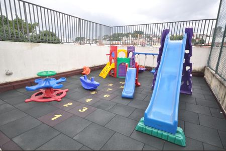 Apartamento à venda com 45m², 2 quartos e 1 vagaÁrea comum - Playground