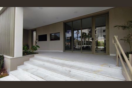 Apartamento à venda com 76m², 2 quartos e 1 vagaFachada + Plaquinha