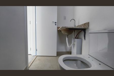Apartamento à venda com 76m², 2 quartos e 1 vagaBanheiro da Suíte 1