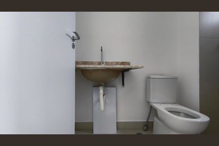Apartamento à venda com 76m², 2 quartos e 1 vagaBanheiro da Suíte 1