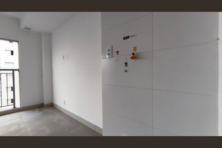 Apartamento à venda com 76m², 2 quartos e 1 vagaÁrea de Serviço
