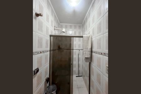 Casa à venda com 193m², 3 quartos e 2 vagas Casa à venda com 193m², 3 quartos e 2 vagasBanheiro da Suíte