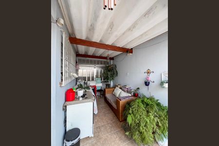 Casa à venda com 193m², 3 quartos e 2 vagas Casa à venda com 193m², 3 quartos e 2 vagasQuintal