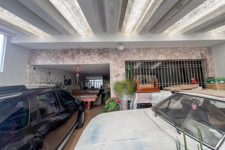 Casa à venda com 193m², 3 quartos e 2 vagas Casa à venda com 193m², 3 quartos e 2 vagasGaragem