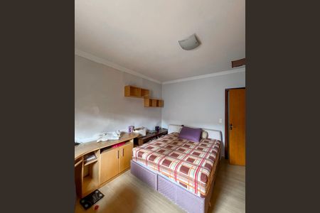 Casa à venda com 193m², 3 quartos e 2 vagas Casa à venda com 193m², 3 quartos e 2 vagasQuarto 1