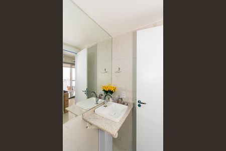 Apartamento para alugar com 43m², 2 quartos e sem vaga Apartamento para alugar com 43m², 2 quartos e sem vagaBanheiro