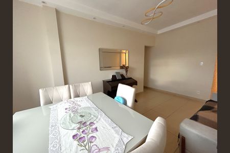 Apartamento à venda com 78m², 2 quartos e sem vagaSala