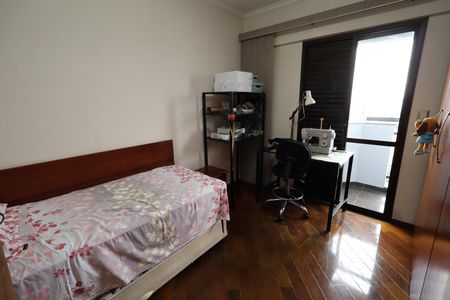 Apartamento à venda com 92m², 3 quartos e 2 vagasQuarto 2