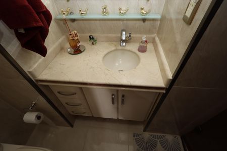 Apartamento à venda com 92m², 3 quartos e 2 vagasBanheiro