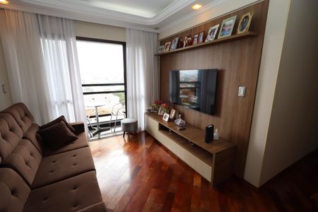 Sala de TV de apartamento à venda com 3 quartos, 92m² em Vila Curuçá, Santo André