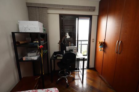Apartamento à venda com 92m², 3 quartos e 2 vagasQuarto 2