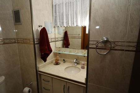 Apartamento à venda com 92m², 3 quartos e 2 vagasBanheiro