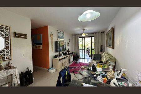 Apartamento à venda com 100m², 3 quartos e 1 vaga Apartamento à venda com 100m², 3 quartos e 1 vagaSala