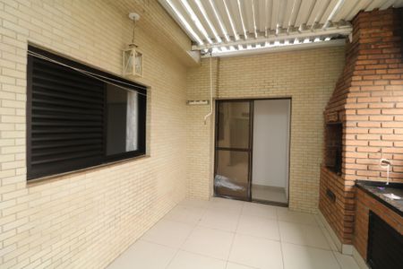 Apartamento à venda com 120m², 3 quartos e 2 vagasChurrasqueira