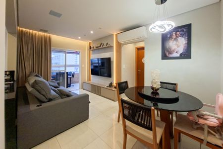 Sala de apartamento para alugar com 1 quarto, 64m² em Cidade Ocian, Praia Grande