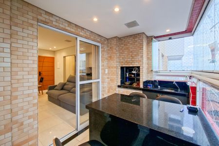 Apartamento para alugar com 64m², 1 quarto e 1 vagaSacada 