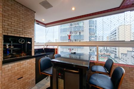 Apartamento para alugar com 64m², 1 quarto e 1 vagaSacada 