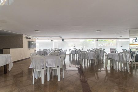 Apartamento para alugar com 105m², 3 quartos e 1 vagaÁrea comum - Salão de festas