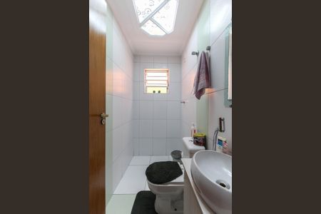 Casa à venda com 170m², 3 quartos e 2 vagasBanheiro Social 2