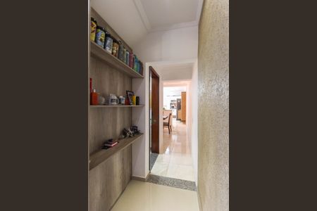 Casa à venda com 170m², 3 quartos e 2 vagasSala