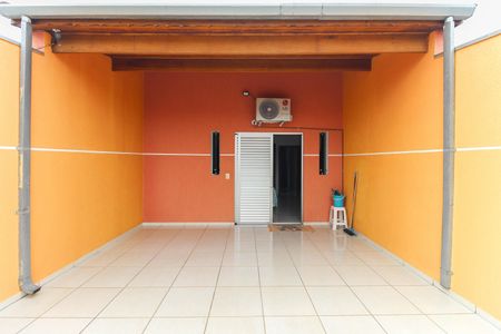 Casa à venda com 170m², 3 quartos e 2 vagasVaranda Quarto 3 - Suíte