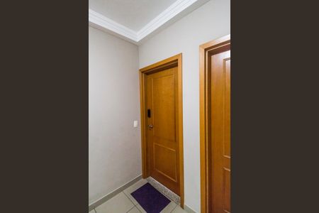 Apartamento para alugar com 100m², 2 quartos e 2 vagasEntrada