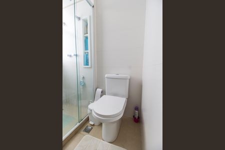 Apartamento para alugar com 100m², 2 quartos e 2 vagasBanheiro da Suíte