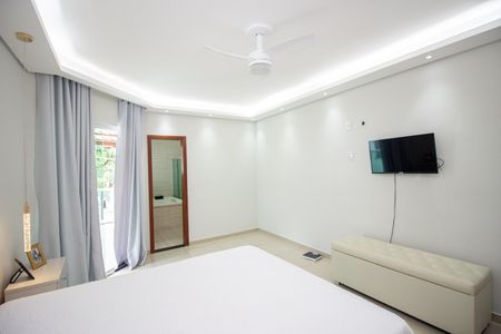 Quarto Suíte de casa para alugar com 3 quartos, 300m² em Europa, Contagem