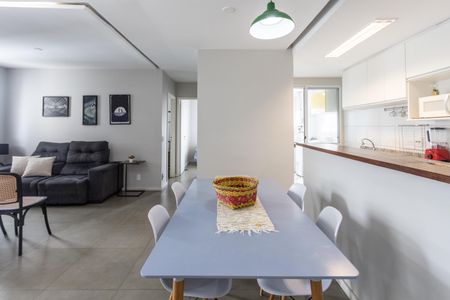 Apartamento para alugar com 67m², 2 quartos e 1 vagaSala
