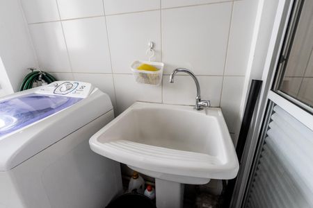 Apartamento para alugar com 67m², 2 quartos e 1 vagaÁrea de Serviço