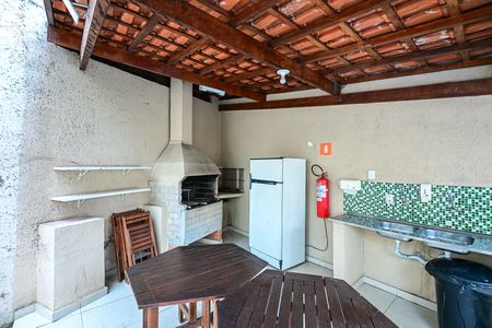 Apartamento à venda com 98m², 3 quartos e 2 vagasChurrasqueira