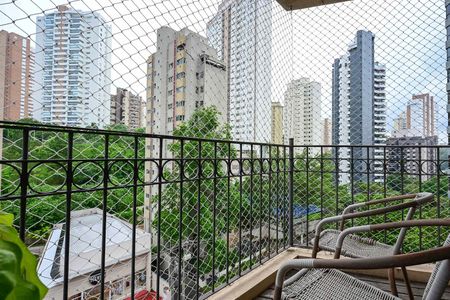 Apartamento à venda com 98m², 3 quartos e 2 vagasVaranda