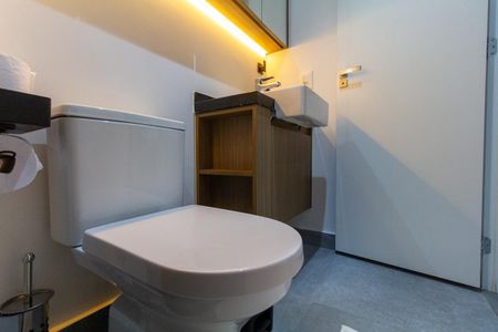 Studio para alugar com 21m², 1 quarto e sem vaga Studio para alugar com 21m², 1 quarto e sem vagaBanheiro