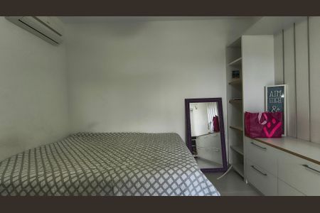 Casa de condomínio à venda com 500m², 9 quartos e 8 vagas Casa de condomínio à venda com 500m², 9 quartos e 8 vagasSuíte 3