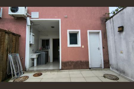 Casa de condomínio à venda com 500m², 9 quartos e 8 vagas Casa de condomínio à venda com 500m², 9 quartos e 8 vagasÁrea de Serviço 2