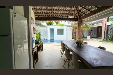 Casa de condomínio à venda com 500m², 9 quartos e 8 vagas Casa de condomínio à venda com 500m², 9 quartos e 8 vagasÁrea Gourmet