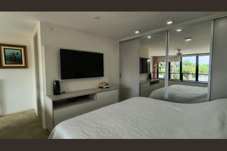 Casa de condomínio à venda com 500m², 9 quartos e 8 vagasSuíte 1