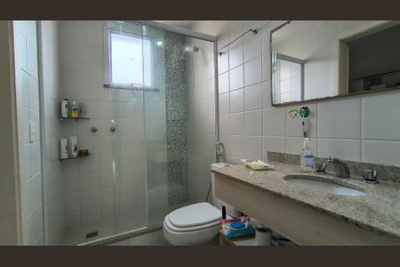 Casa de condomínio à venda com 500m², 9 quartos e 8 vagas Casa de condomínio à venda com 500m², 9 quartos e 8 vagasBanheiro da Suíte 4 e 5