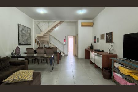 Casa de condomínio à venda com 500m², 9 quartos e 8 vagas Casa de condomínio à venda com 500m², 9 quartos e 8 vagasSala 2