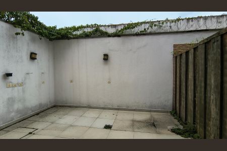 Casa de condomínio à venda com 500m², 9 quartos e 8 vagas Casa de condomínio à venda com 500m², 9 quartos e 8 vagasÁrea de Serviço 2